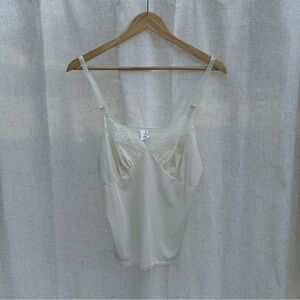 Ivory Lace Trim Cami (Vintage, Size 36 / ~M)